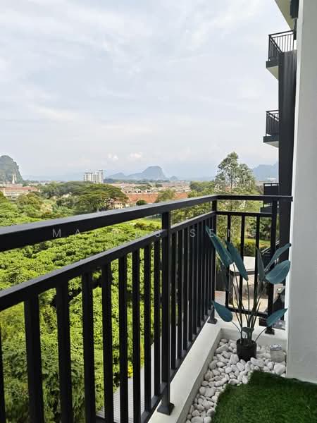 Kondominium untuk Disewa di The Cove Hillside Residence - Marcus Seng - Balcony - PropertyGuru.com.my