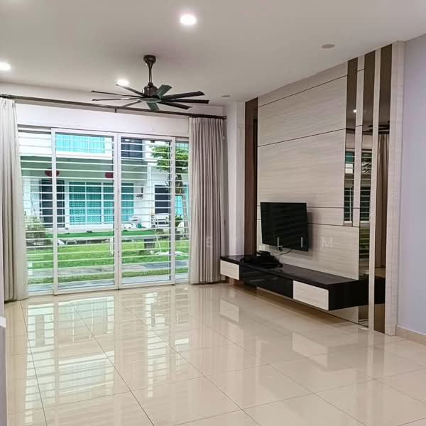 Rumah Teres untuk Dijual di Sungai Puyu (Butterworth) - Jeffrey Lim - Living Room - PropertyGuru.com.my