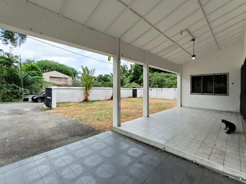 Bungalow for Rent in Seksyen 12 (Shah Alam) - Ridhwan Razak - Exterior - PropertyGuru.com.my