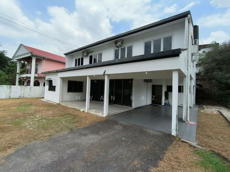 Bungalow for Rent in Seksyen 12 (Shah Alam) - Ridhwan Razak - Exterior - PropertyGuru.com.my