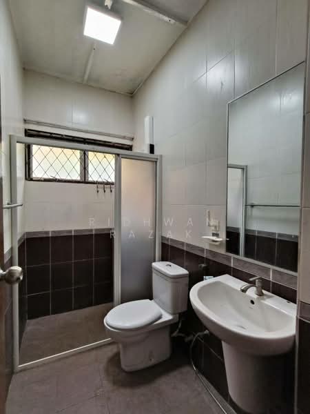 Bungalow for Rent in Seksyen 12 (Shah Alam) - Ridhwan Razak - PropertyGuru.com.my