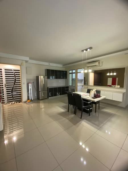 Pangsapuri untuk Disewa di Austin Suites (Permata Austin) - Ellen Yeap - Kitchen - PropertyGuru.com.my