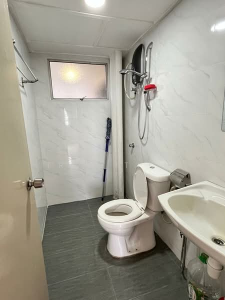 Apartment for Sale at Kenanga Apartments - Irene Tiow - Bathroom - PropertyGuru.com.my