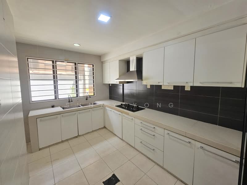 Rumah Teres 2 Tingkat untuk Dijual di Puchong (Selangor) - SUNNY YONG - Kitchen - PropertyGuru.com.my
