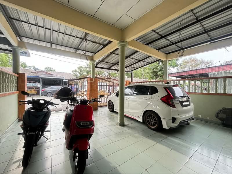 1-storey Terraced House for Sale in Taman Klang Perdana (Kapar) - Muin Mn - Exterior - PropertyGuru.com.my