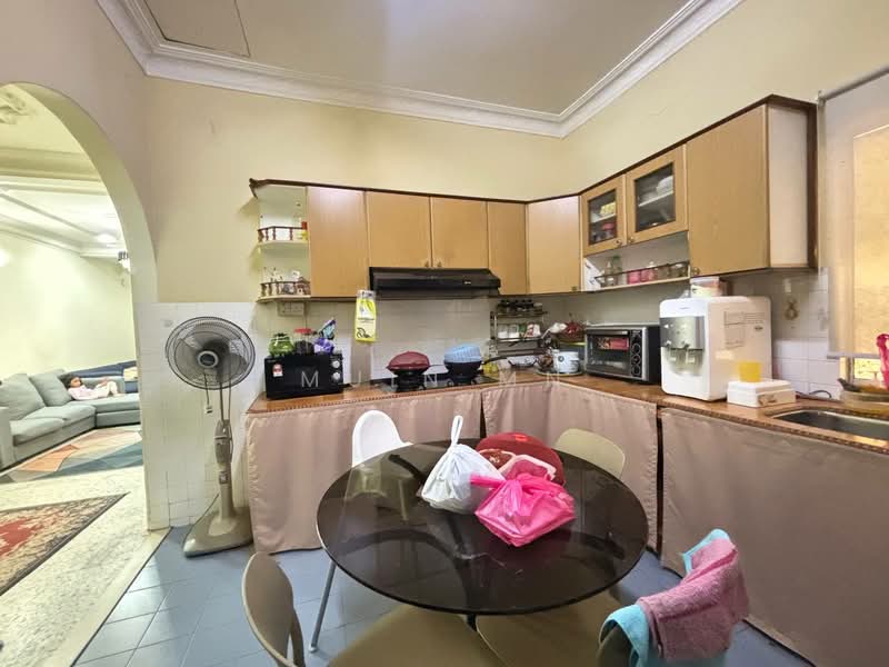 1-storey Terraced House for Sale in Taman Klang Perdana (Kapar) - Muin Mn - Kitchen - PropertyGuru.com.my