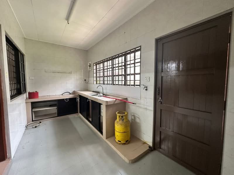 Rumah Teres 2 Tingkat untuk Disewa di Taman Pelangi (Johor Bahru) - Grace Ella - PropertyGuru.com.my