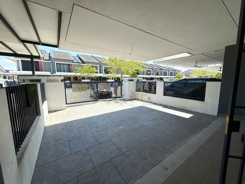 Rumah Teres 2 Tingkat untuk Dijual di Elmina (Shah Alam) - Aqil Kamal - Exterior - PropertyGuru.com.my