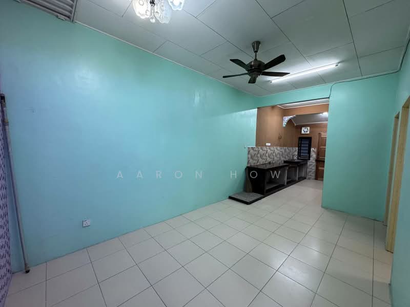 1-storey Terraced House for Rent in Sri Saujana (Kota Tinggi) - Aaron How - Interior - PropertyGuru.com.my