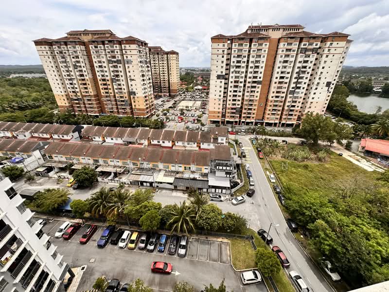 Pangsapuri untuk Dijual di Residensi Laguna Biru 2 - Nazri Hassan - PropertyGuru.com.my
