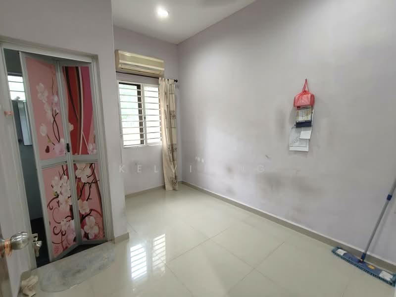 2-storey Terraced House for Sale in Taman Sri Endah (Sri Petaling) - Kelvin Ng - Interior - PropertyGuru.com.my