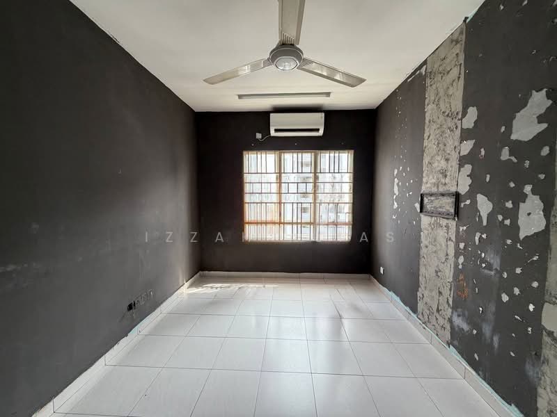 Apartment for Sale at Seri Intan Apartment - Izzah Alias - Interior - PropertyGuru.com.my