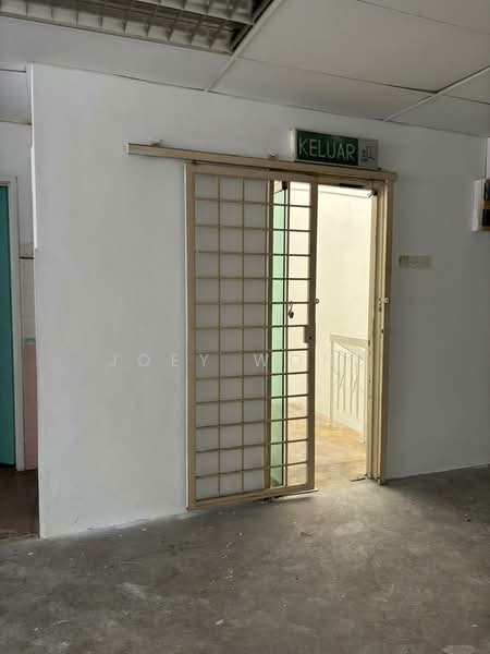 Shop for Rent in Usj 21 (Subang Jaya) - Joey Wong - Entrance - PropertyGuru.com.my