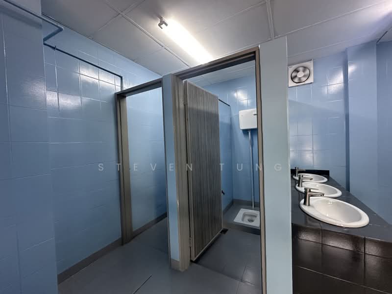 Detached Factory for Rent in Kawasan Perindustrian Pasir Gudang (Pasir Gudang) - Steven Tung - Bathroom - PropertyGuru.com.my
