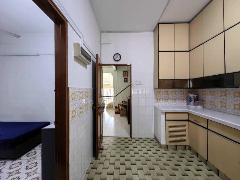 Rumah Berkembar untuk Dijual di Taman Iskandar (Johor Bahru) - Zoey Lee - Kitchen - PropertyGuru.com.my
