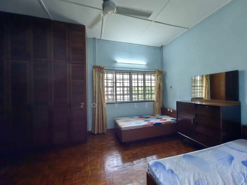 Rumah Berkembar untuk Dijual di Taman Iskandar (Johor Bahru) - Zoey Lee - Bedroom - PropertyGuru.com.my