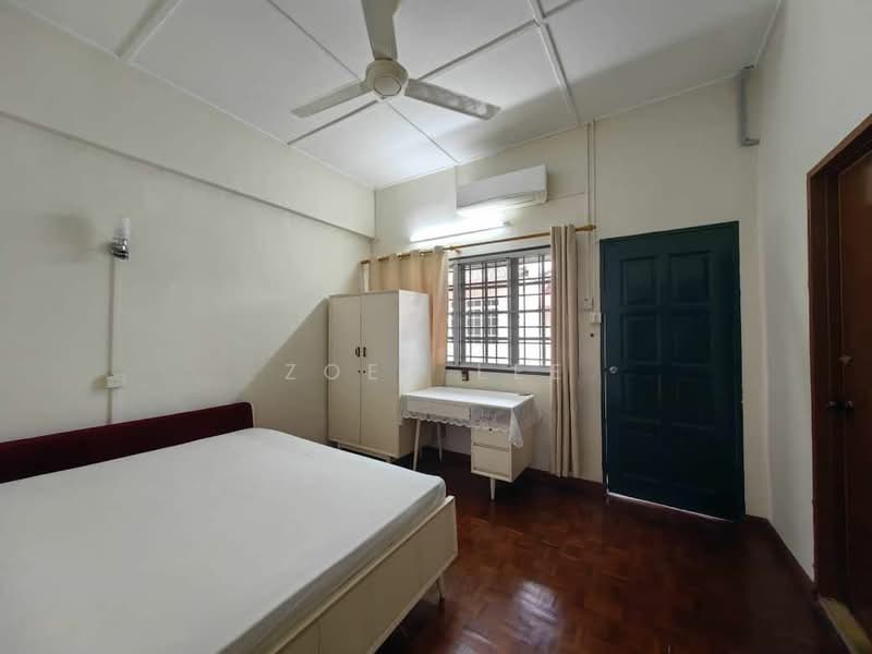 Rumah Berkembar untuk Dijual di Taman Iskandar (Johor Bahru) - Zoey Lee - Bedroom - PropertyGuru.com.my