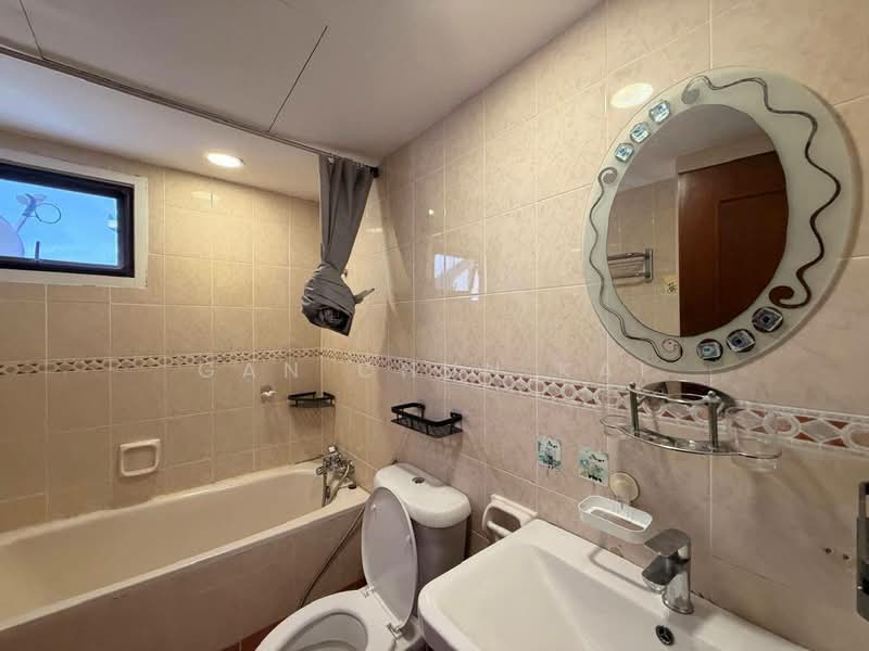 Condominium for Rent at Gurney Park Condominium - Gan Chun Kai - Bathroom - PropertyGuru.com.my