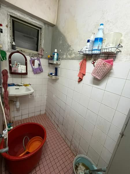 Flat for Sale at Taman Plentong Utama - Zack Chow - Bathroom - PropertyGuru.com.my