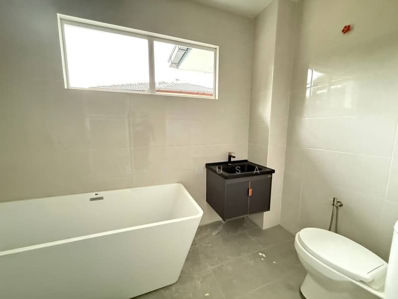 Semi-Detached House for Sale in Taman Sungai Jati Permai (Klang) - Ben Musa - PropertyGuru.com.my