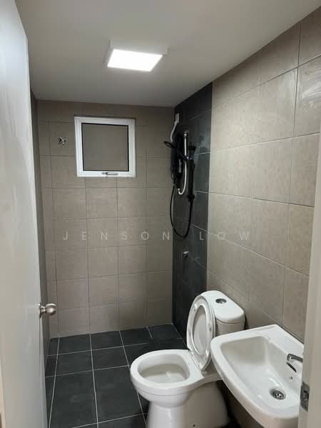 Condominium for Rent at Residensi Dutamas Dahlia - Jenson Low - Bathroom - PropertyGuru.com.my