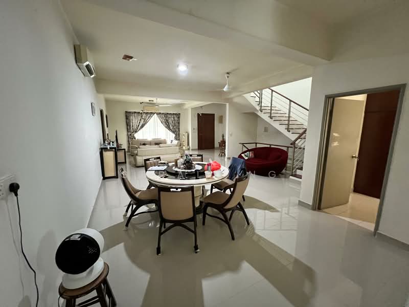 2.5-storey Terraced House for Sale in Ampang (Selangor) - Gerald Ng - Living Room - PropertyGuru.com.my