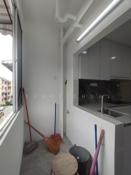 Pangsapuri untuk Dijual di Taman Megah Cheras Apartment (Phase 1B) - Sunny Chua - Balcony - PropertyGuru.com.my