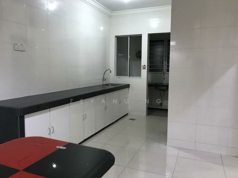 Rumah Teres 1 Tingkat untuk Disewa di SS12 (Subang Jaya) - Zeyang Ng - Kitchen - PropertyGuru.com.my
