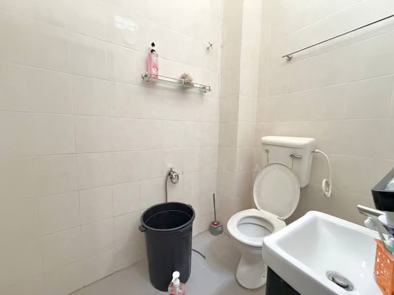 Semi-Detached House for Sale in Taman Meru Harapan (Kapar) - Izzah Alias - PropertyGuru.com.my