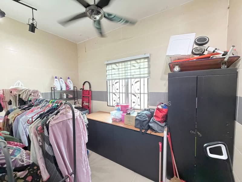 Semi-Detached House for Sale in Taman Meru Harapan (Kapar) - Izzah Alias - PropertyGuru.com.my