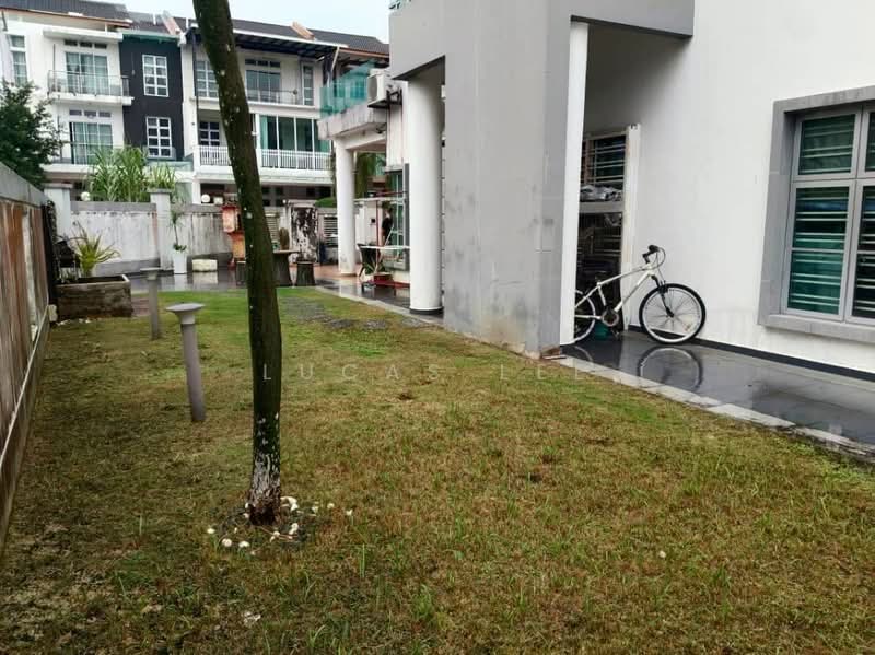 2.5-storey Terraced House for Sale in Bandar Seri Alam (Masai) - Lucas Lee - Exterior - PropertyGuru.com.my