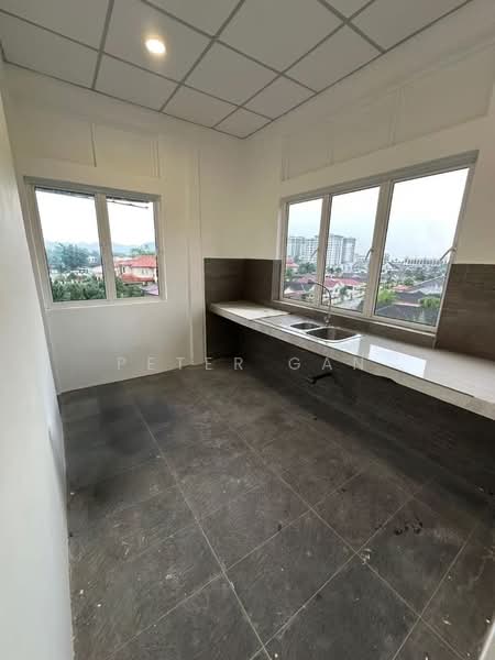 Rumah Flat untuk Dijual di Taman Gopeng - Peter Gan - Kitchen - PropertyGuru.com.my