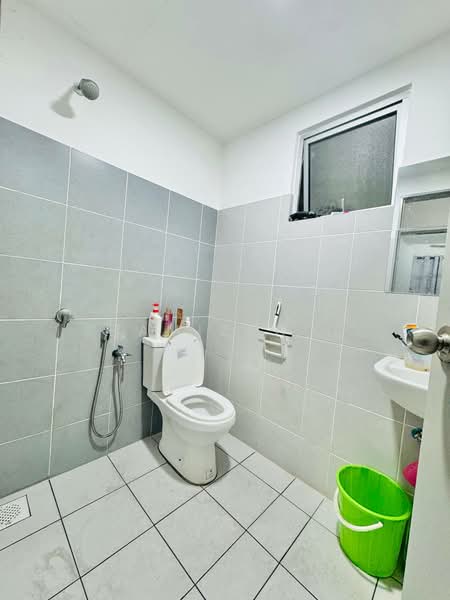 Apartment for Rent at Lily Apartment @ Kuchai Lama - Hamizah . - Bathroom - PropertyGuru.com.my