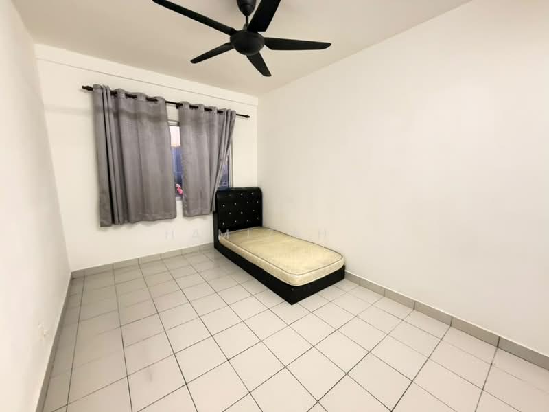 Apartment for Rent at Lily Apartment @ Kuchai Lama - Hamizah . - Bedroom - PropertyGuru.com.my