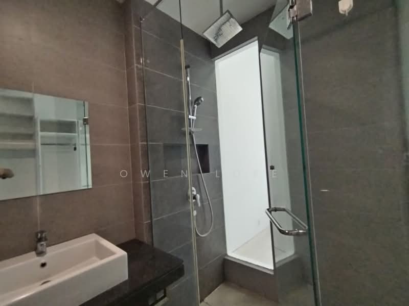 Servis Apartment untuk Disewa di Tropicana Gardens - Owen Loke - Bathroom - PropertyGuru.com.my