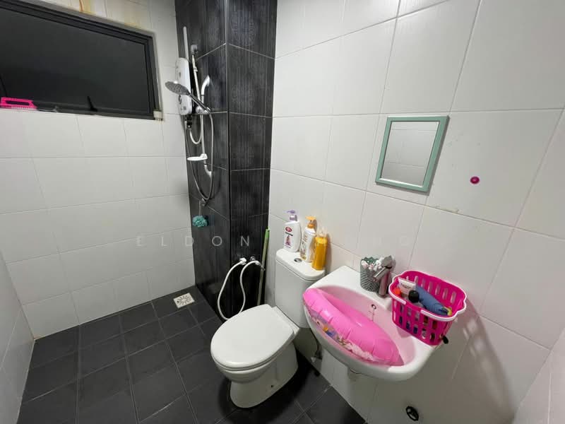 Kondominium untuk Dijual di Ameera Residence - Eldon Chong - Bathroom - PropertyGuru.com.my