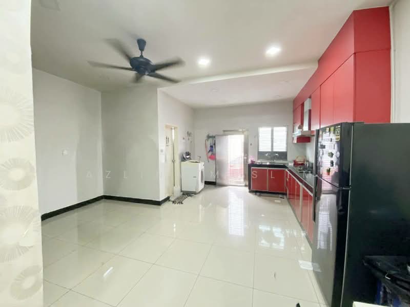 2-storey Terraced House for Sale in Skudai (Johor) - Azlina Muslim - Living Room - PropertyGuru.com.my