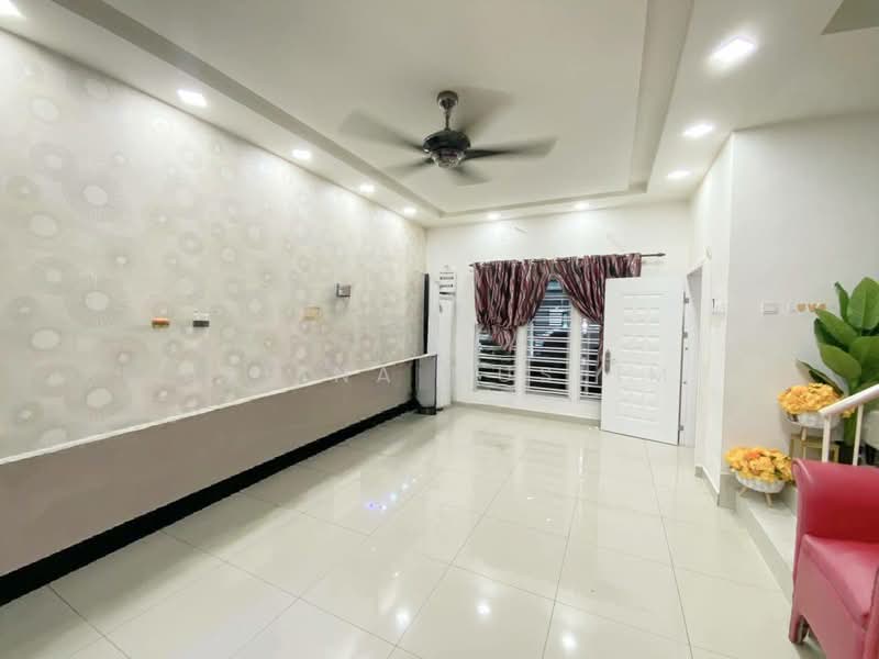 2-storey Terraced House for Sale in Skudai (Johor) - Azlina Muslim - Living Room - PropertyGuru.com.my