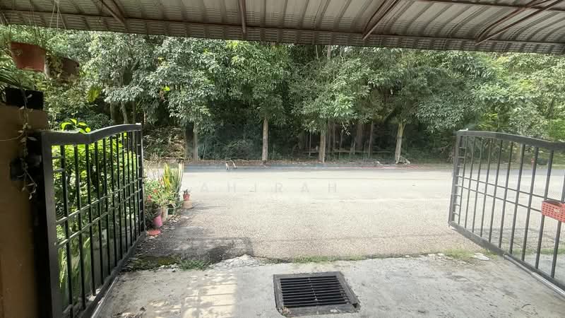 2-storey Terraced House for Sale in Taman Impian Putra (Bangi) - Mahirah . - Exterior - PropertyGuru.com.my