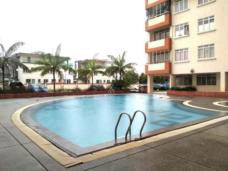 Kondominium untuk Dijual di Putra Intan - Shawn Paw - Exterior - PropertyGuru.com.my