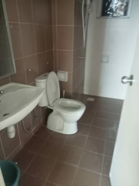 Servis Apartment untuk Disewa di The Arc - Kew . - Bathroom - PropertyGuru.com.my