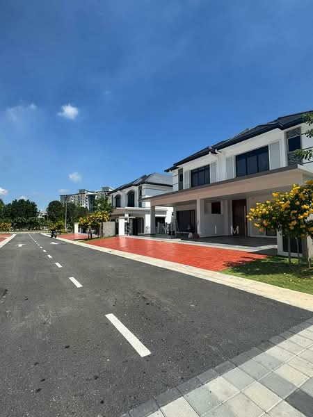 Semi-Detached House for Sale in Shah Alam (Selangor) - Cassey Lim - Exterior - PropertyGuru.com.my