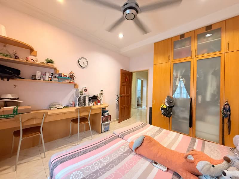 2-storey Terraced House for Sale in Bandar Bukit Tinggi 2 (Klang) - James Teoh - Bedroom - PropertyGuru.com.my