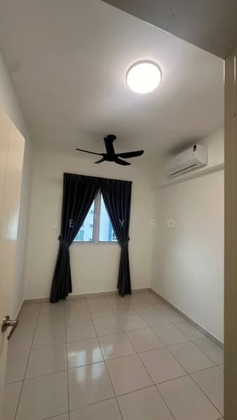 Kondominium untuk Disewa di Havana Beach Residences - Jerry So - Bedroom - PropertyGuru.com.my