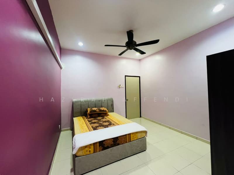 Rumah Teres 2 Tingkat untuk Disewa di Bandar Bukit Tinggi (Klang) - Hazirah Affendi - Bedroom - PropertyGuru.com.my