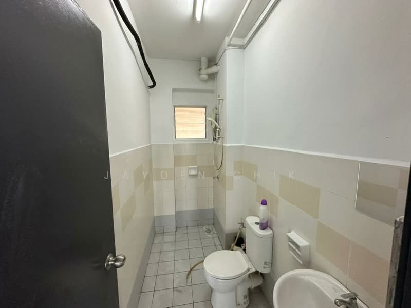Condominium for Rent at Nusa Mewah Villa Condominium - Jayden Chik - Bathroom - PropertyGuru.com.my