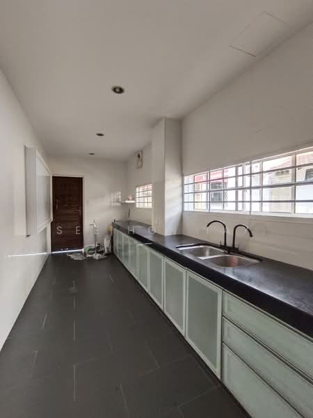 2-storey Terraced House for Sale in Taman Mutiara Rini (Skudai) - See Hon Tay - PropertyGuru.com.my