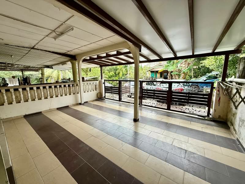 Rumah Teres 1 Tingkat untuk Dijual di Seksyen 2 Bandar Baru Bangi (Bandar Baru Bangi) - Azli Ibrahim - Exterior - PropertyGuru.com.my