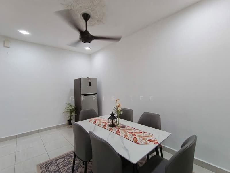 Servis Apartment untuk Disewa di BSP 21 - Chris Lee - Dining Room - PropertyGuru.com.my