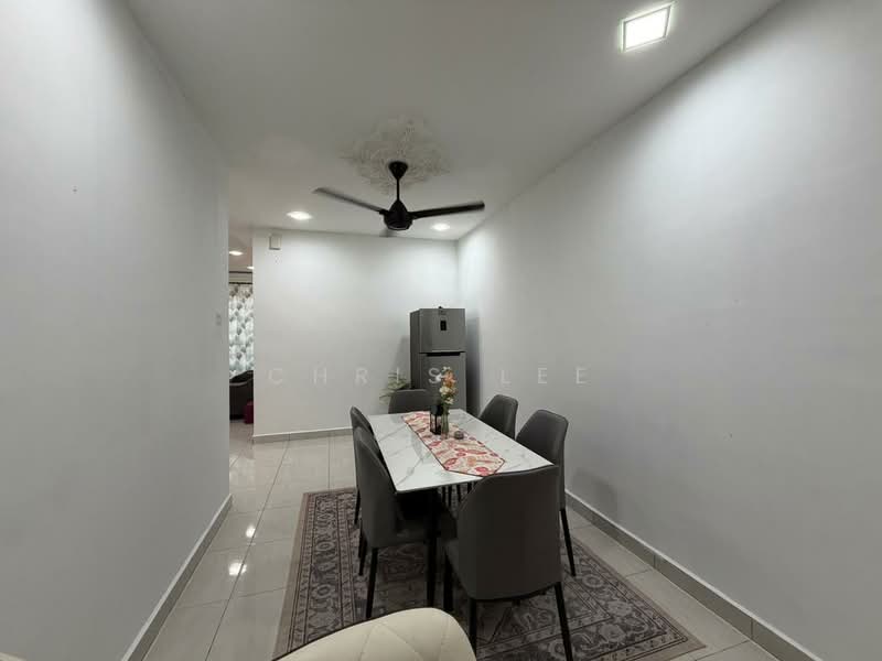 Servis Apartment untuk Disewa di BSP 21 - Chris Lee - Dining Room - PropertyGuru.com.my